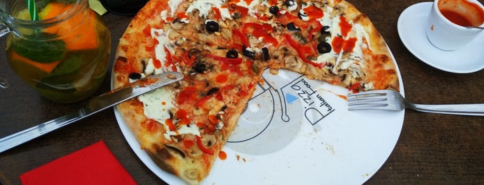 Pizza Roma is one of Guide to Brasov's best spots.