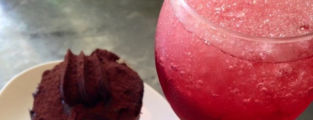 Sweet Revenge is one of 9 Frozen Wine Cocktails In NYC.