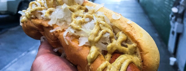 Feltman’s Kitchen is one of HOT Diggity DOGS 🌭.