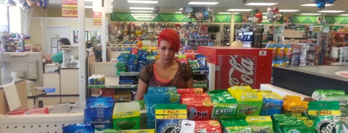 Dollar Tree is one of Kris’s Liked Places.