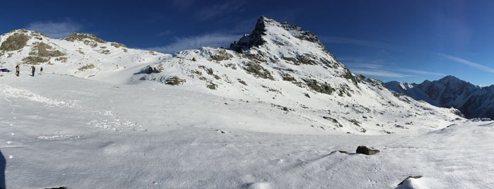 The Helicopter Line Mt Cook - Glentanner is one of Locais curtidos por Roger.