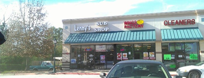 Lenny's Sub Shop is one of สถานที่ที่ Sabrina ถูกใจ.