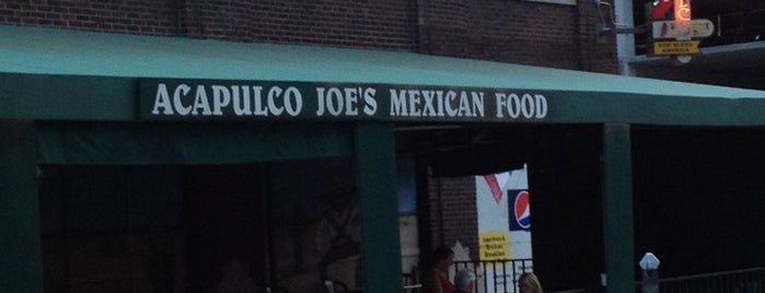 Acapulco Joe's is one of สถานที่ที่บันทึกไว้ของ Jackal.