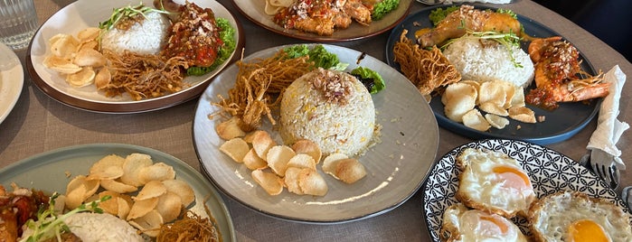 Lena Cafe is one of Kuantan.