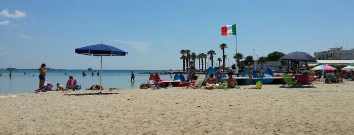 Lido degli Angeli is one of on the road.