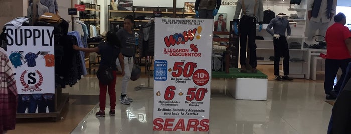 Sears is one of Tiendas SEARS.