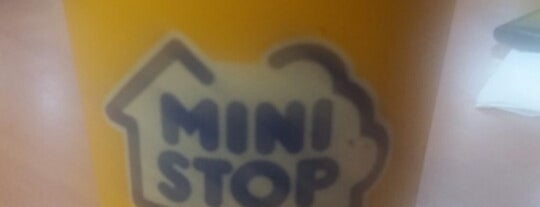 Ministop is one of Edzelさんのお気に入りスポット.