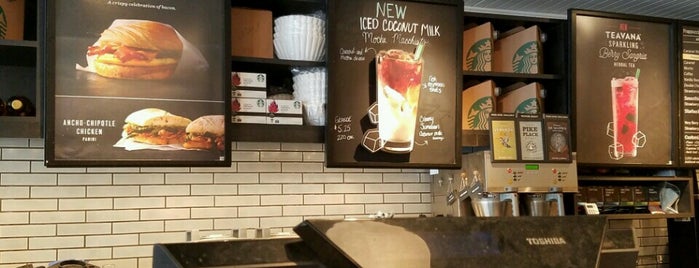 Starbucks is one of Orte, die Lizzie gefallen.