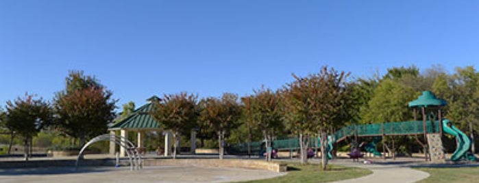 Aviator Park is one of Tempat yang Disukai Tim.