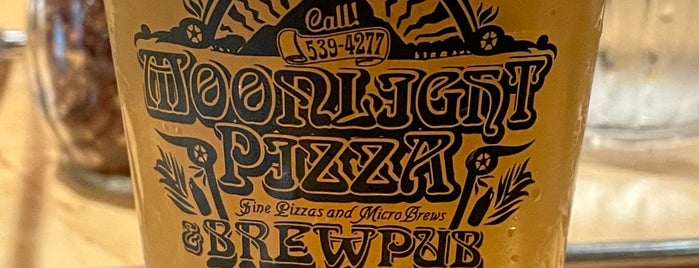 Moonlight Pizza & Brewpub is one of Kim’s Liked Places.