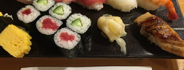 新宿 栄寿司 西口第二店 is one of Ristoranti sushi a Tokyo.