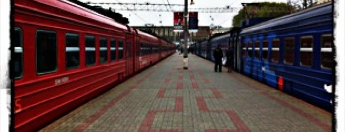 Paveletskiy Rail Terminal (XRK) is one of Posti che sono piaciuti a Mehmet Akif.