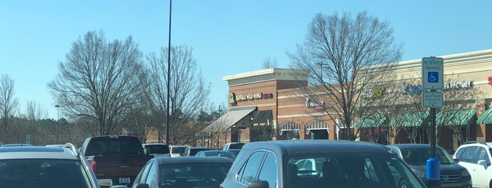 White Oak Shopping Center is one of Shopping.