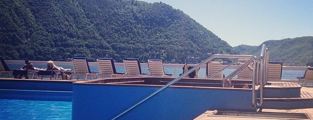 Pool @ Villa D'Este is one of Places to Swim 🏊🏼.