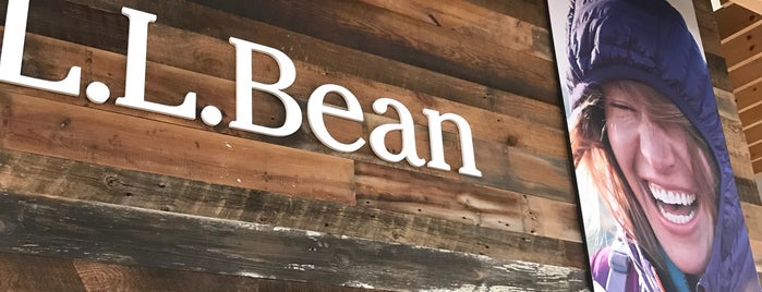 L.L.Bean is one of Lieux qui ont plu à T.