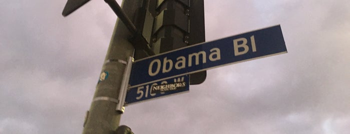 La Brea Avenue & Obama Boulevard is one of สถานที่ที่ Rachel ถูกใจ.