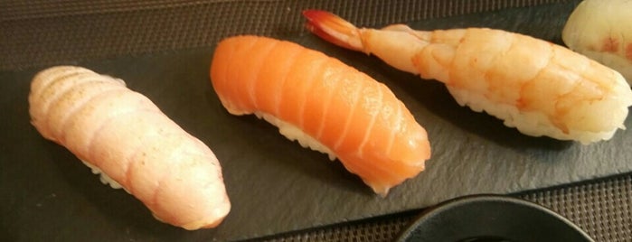 Ootoya Sushi is one of Locais curtidos por Andrea.