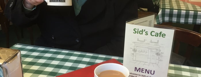 Sid's Cafe is one of Carlさんのお気に入りスポット.