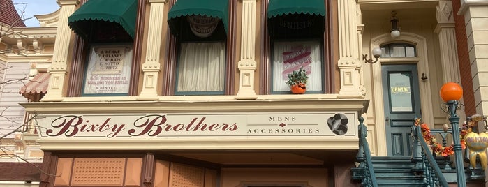 Bixby Babies is one of Disneyland Paris.