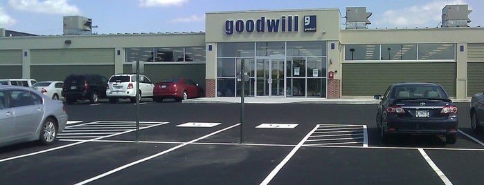 Goodwill Store & Donation Center is one of SNHU.