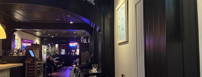 Buenos Aires Grill Restaurant is one of Barcelona.