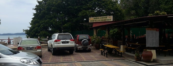 Abang Man Nasi Ayam Restoran Burau Corner is one of @Langkawi Island, Kedah.