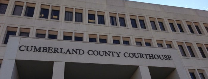 Cumberland County Courthouse is one of สถานที่ที่ Ya'akov ถูกใจ.