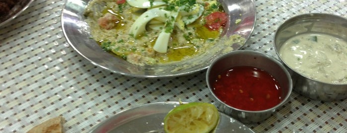 الدومان للكباب الميرو is one of Makkah Foodie Guide  مطاعم مكة.