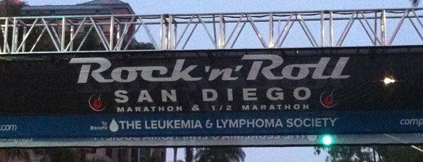 Rock'n'Roll Marathon and Half Marathon Start is one of Guillermo’s Liked Places.