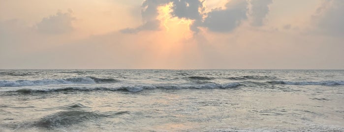 Thiruvanmiyur Beach is one of India - Sights.
