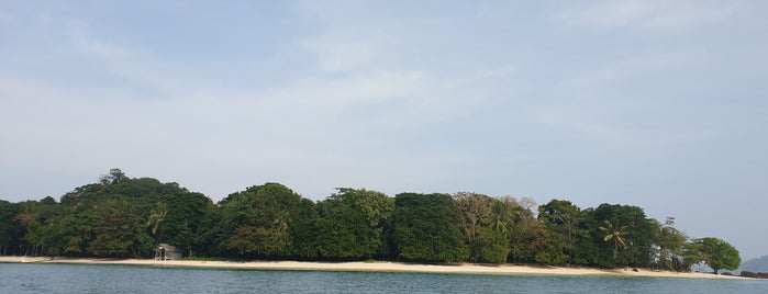 Teluk Kiluan is one of Beleza.