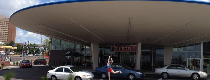 Chipotle Mexican Grill is one of GOTTA GO HERE!.