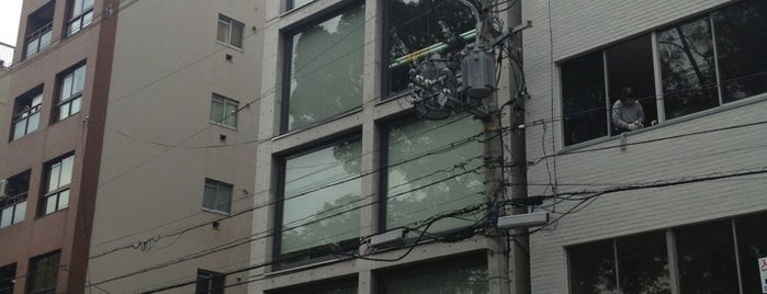 TSビル is one of 安藤忠雄の建築 / List of Tadao Ando Buildings.