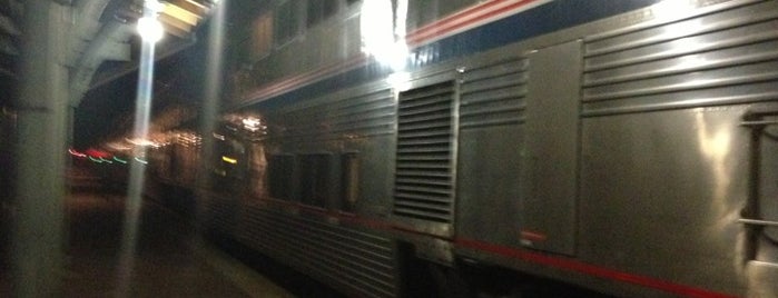 Hastings Amtrak (HAS) is one of Amtrak's California Zephyr.