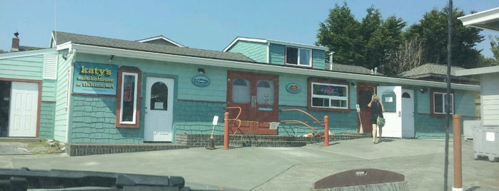 Katy's Smokehouse & Fishmarket is one of สถานที่ที่ eric ถูกใจ.