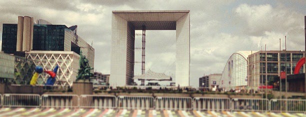 Grande Arche de la Défense is one of Paris.