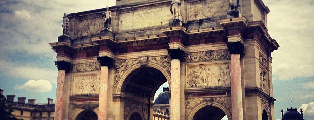 Arc de Triomphe du Carrousel is one of هزار جایی که آدم قبل مردن باید بره.
