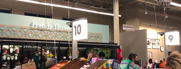 Hy-Vee is one of Lieux qui ont plu à Nate.