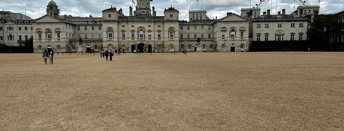 Horse Guards Parade is one of สถานที่ที่ Henry ถูกใจ.