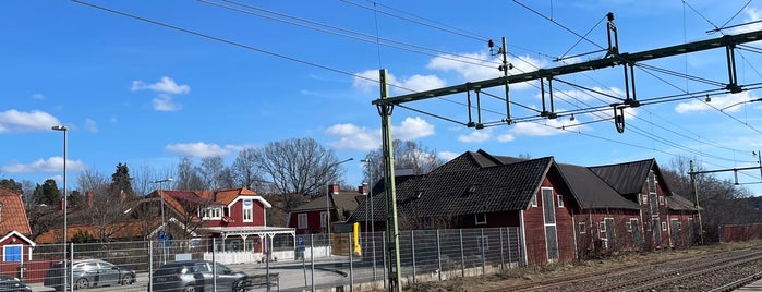 Knivsta (J) is one of Tågstationer - Sverige.