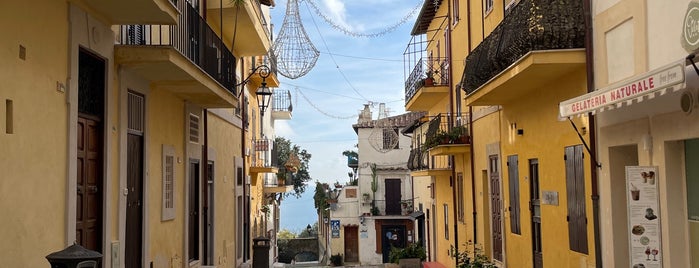 San Felice Circeo is one of ITALY: magic places .