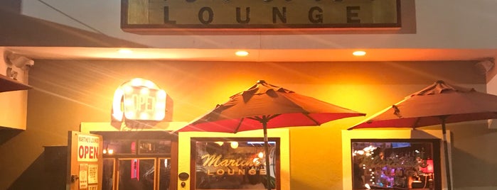 Martines Lounge is one of Locais curtidos por AKB.