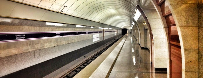 metro Bukharestskaya is one of Интересные места Санкт-Петербурга.