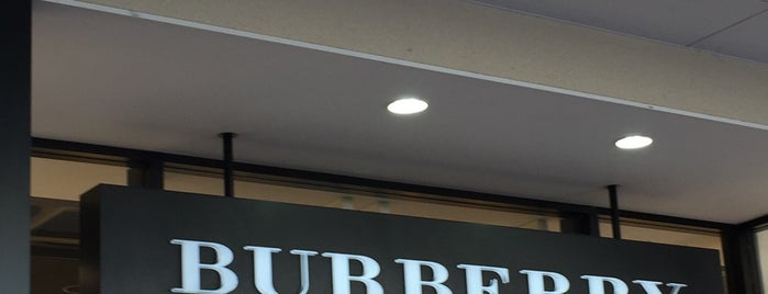 BURBERRY is one of 三井アウトレットパーク 滋賀竜王.