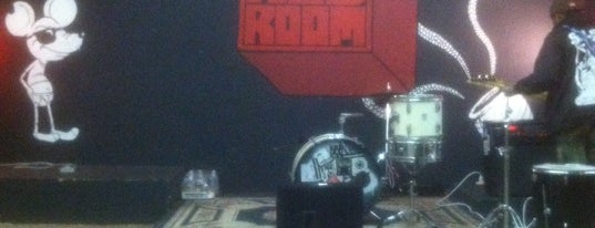 The Red Room is one of Vanessaさんのお気に入りスポット.