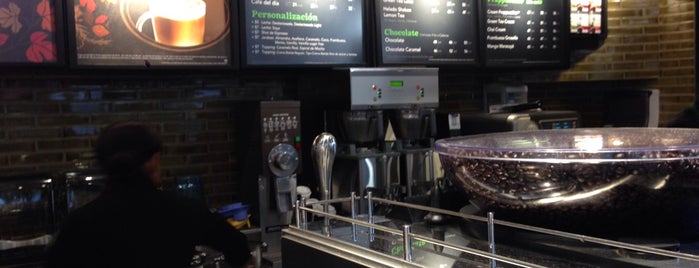 Starbucks is one of Giovanna : понравившиеся места.