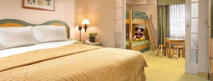 Anaheim Portofino Inn & Suites is one of Efrosini-Maria : понравившиеся места.