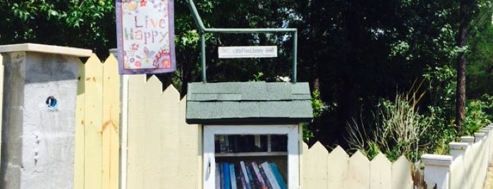 Little Free Library is one of Orlando's best hidden gems.