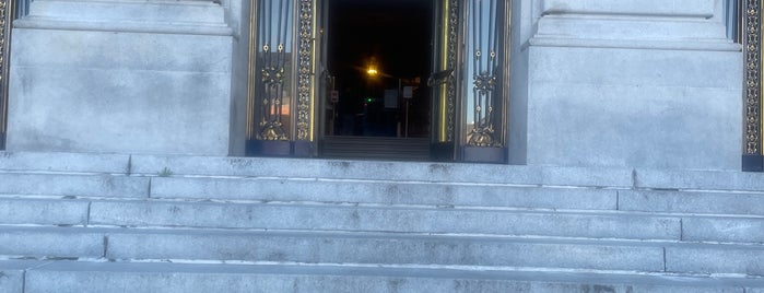 San Francisco City Hall Steps is one of San Francisco, CA.