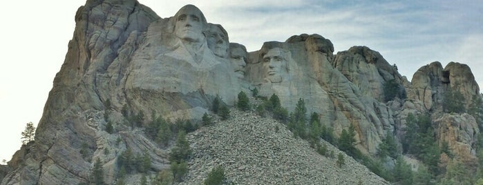 Mount Rushmore National Memorial is one of Places to go before you die.